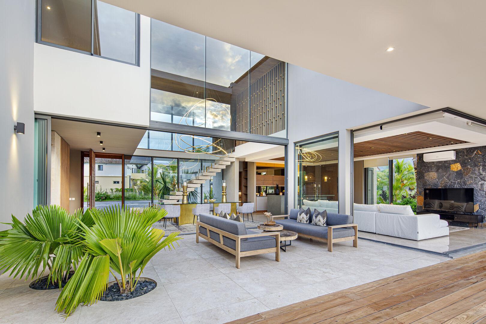 5 Bedroom Villa/Townhouse's Image 8