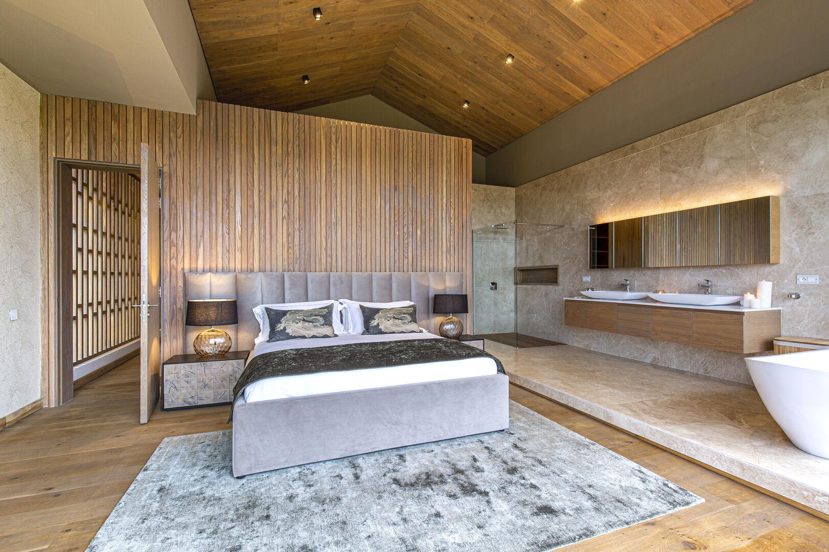 5 Bedroom Villa/Townhouse's Image 15