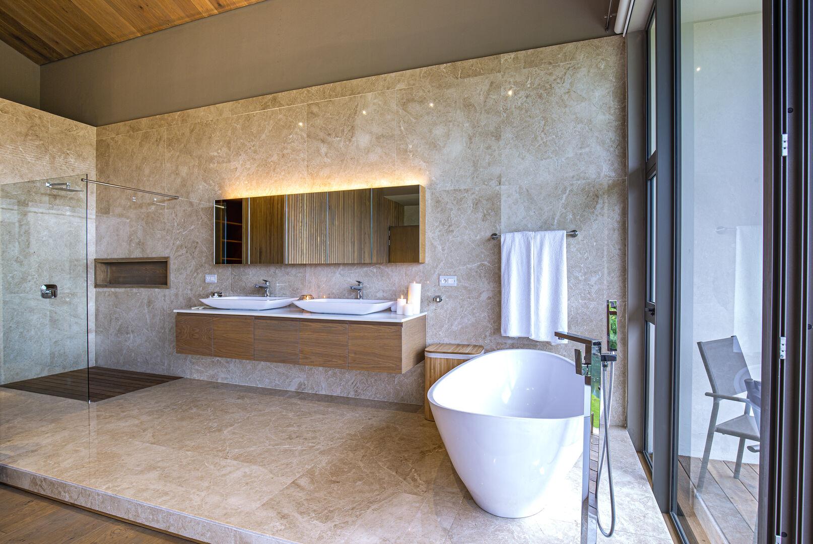 5 Bedroom Villa/Townhouse's Image 16