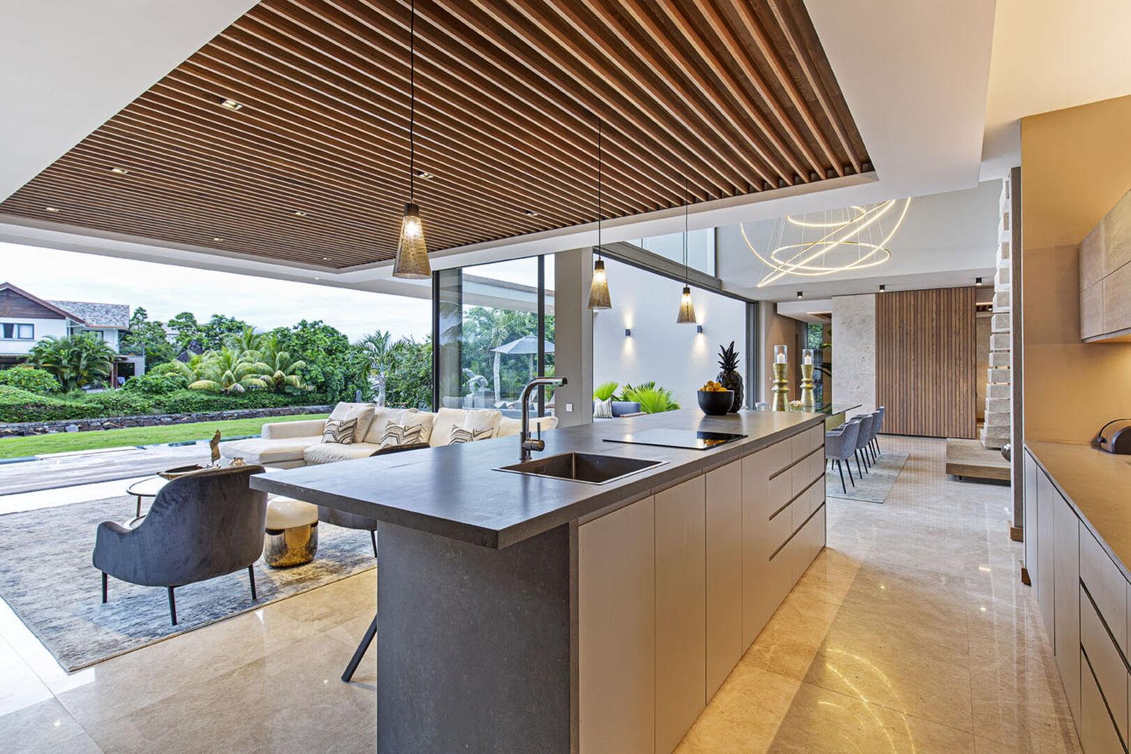 5 Bedroom Villa/Townhouse's Image 9