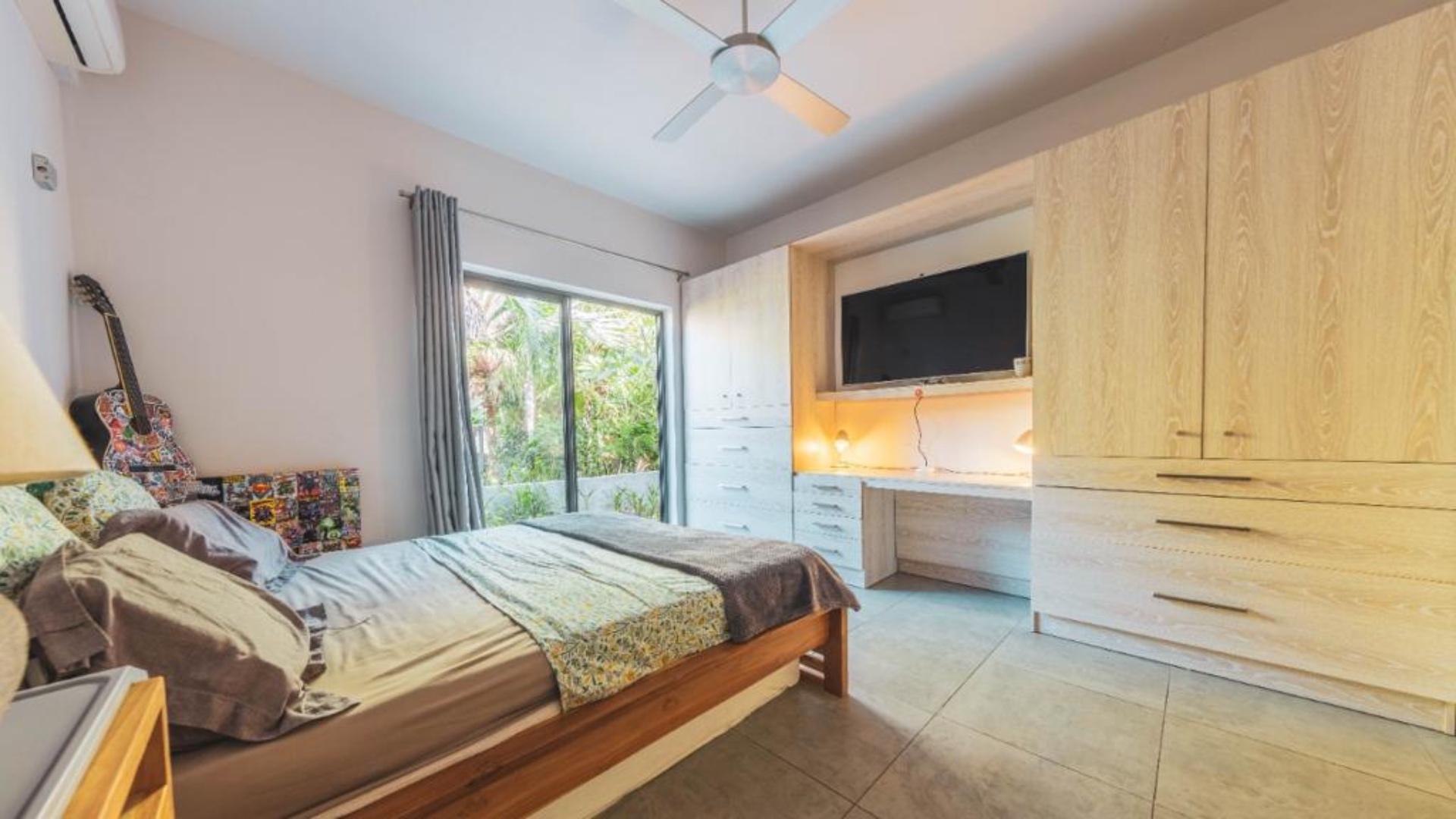 4 Bedroom Other's Image 7