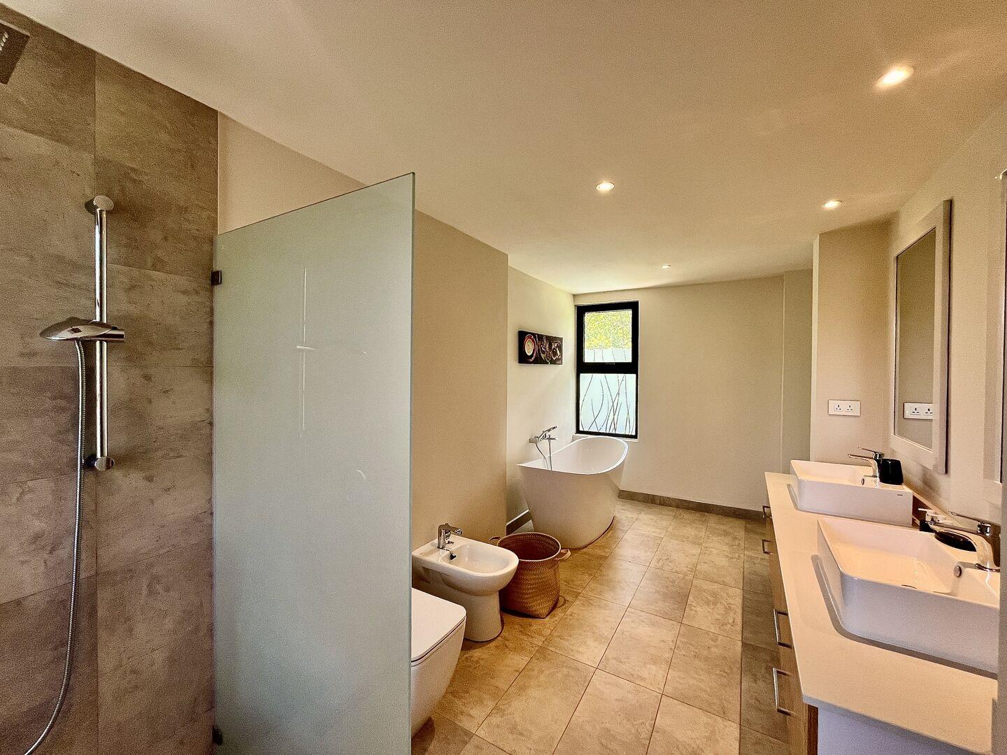3 Bedroom Other's Image 13