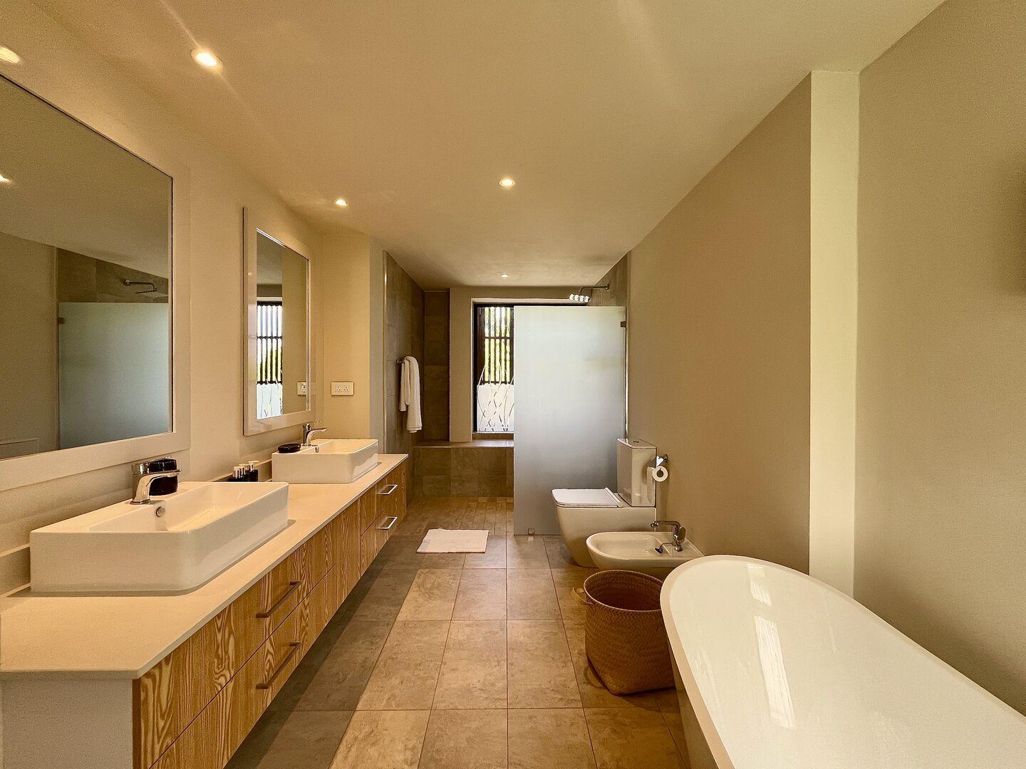 3 Bedroom Other's Image 15