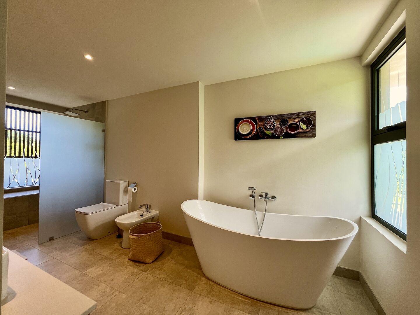 3 Bedroom Other's Image 12