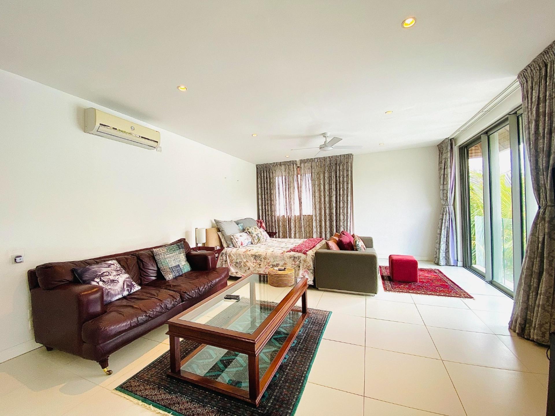 5 Bedroom Other's Image 3