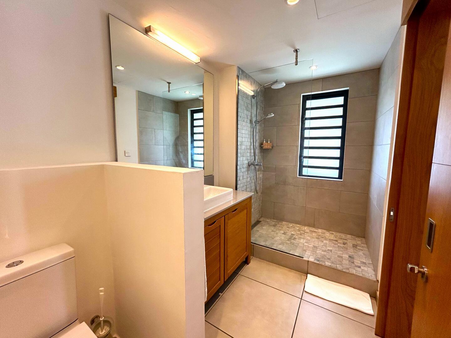 3 Bedroom Other's Image 10