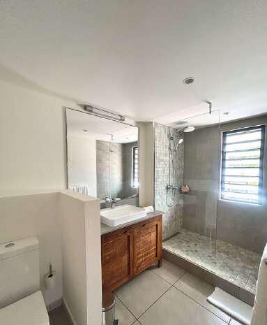 4 Bedroom Other's Image 7