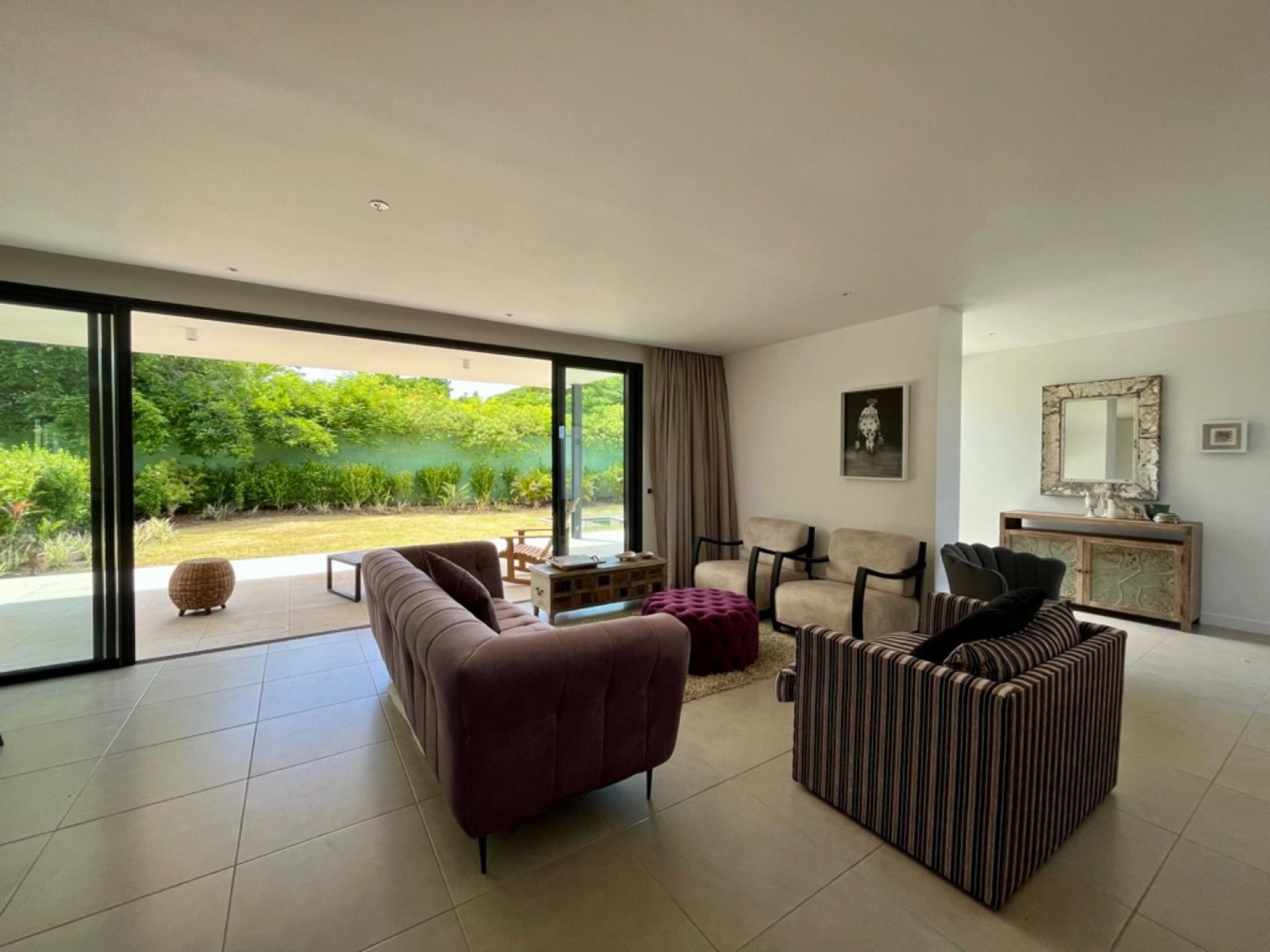 5 Bedroom Other's Image 5