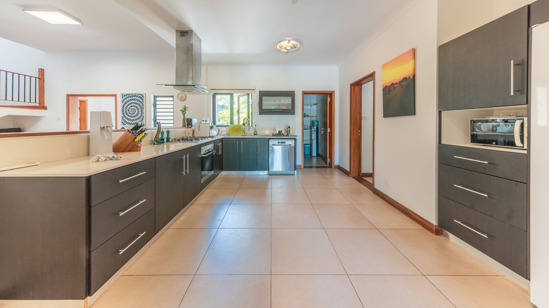5 Bedroom Other's Image 6