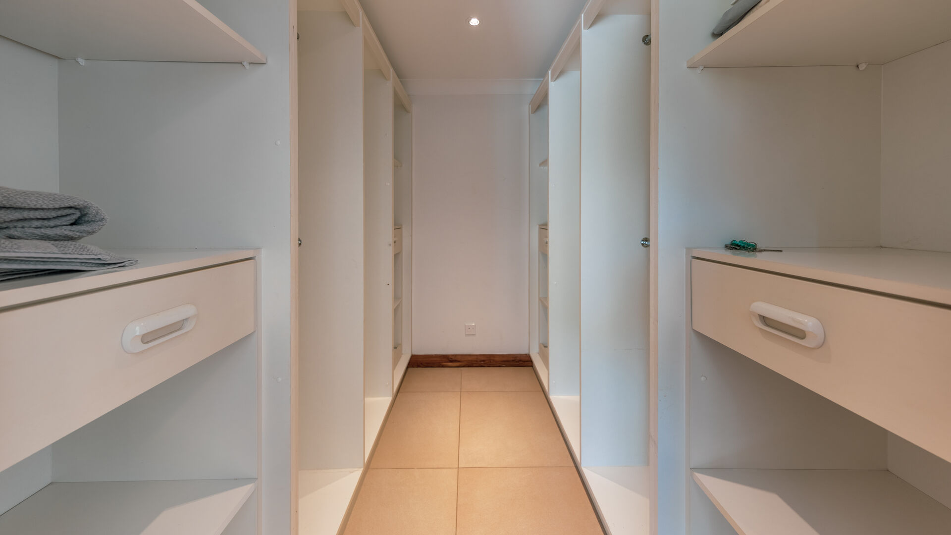 5 Bedroom Other's Image 9