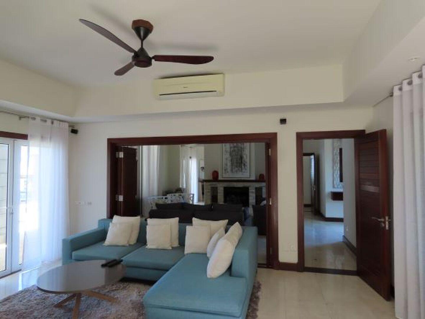 4 Bedroom Villa/Townhouse's Image 13