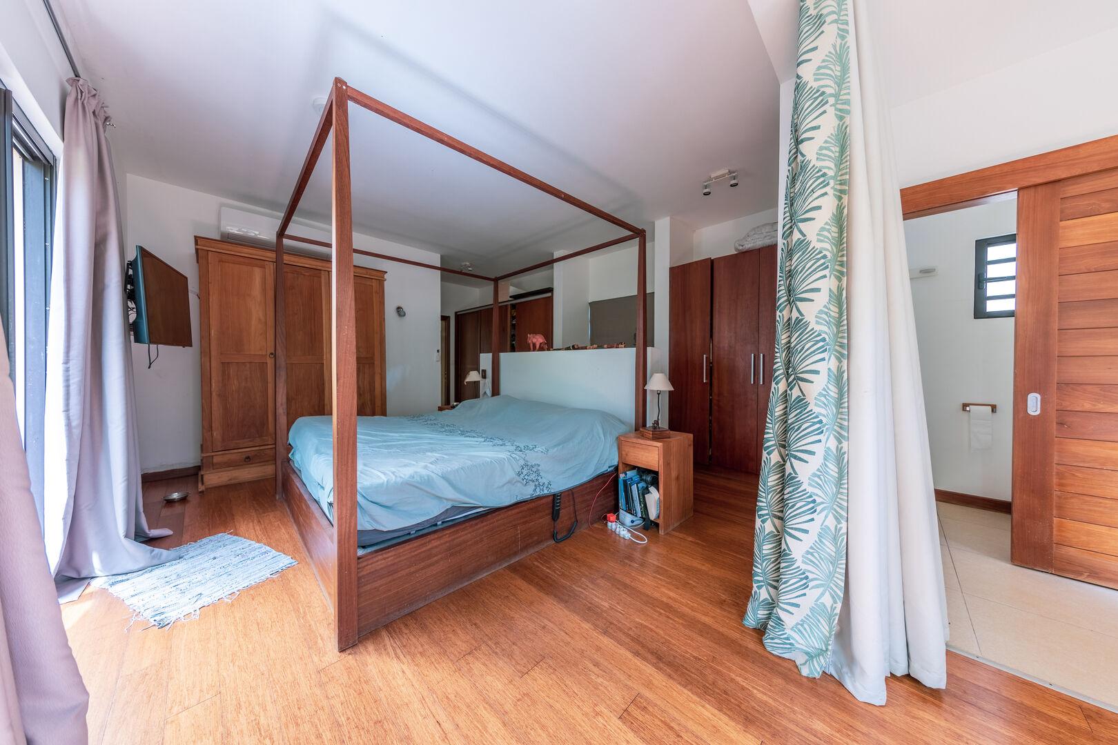 5 Bedroom Other's Image 6
