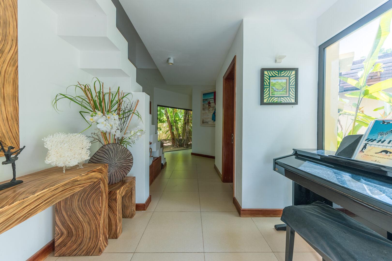 5 Bedroom Other's Image 5