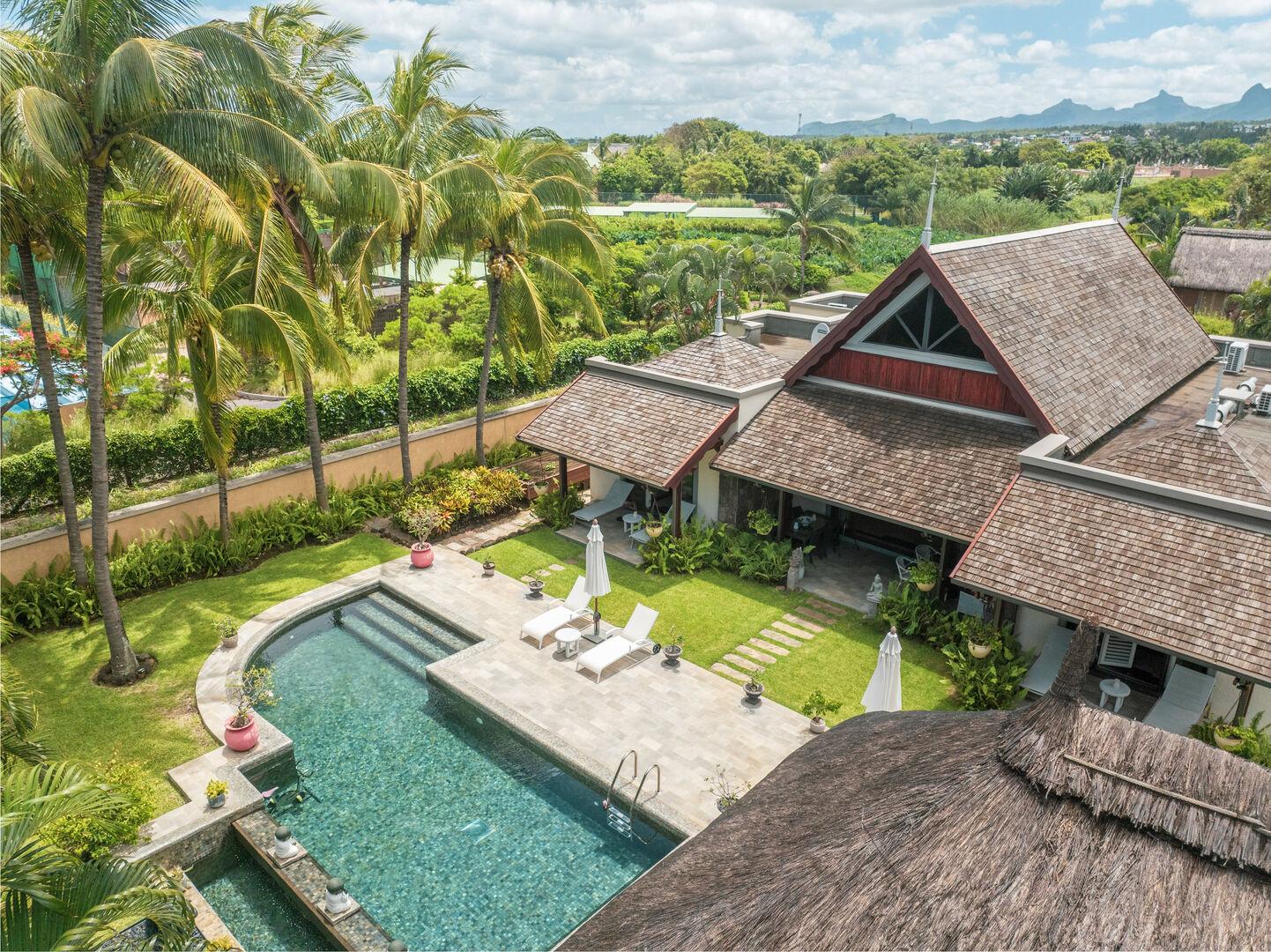 Sun-Kissed Charm: Luxurious Plantation Style Home with Resort Amenities in Albion, Mauritius