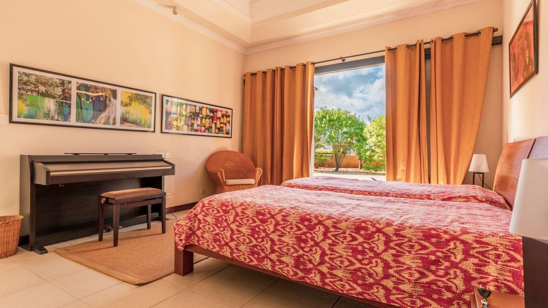4 Bedroom Other's Image 12