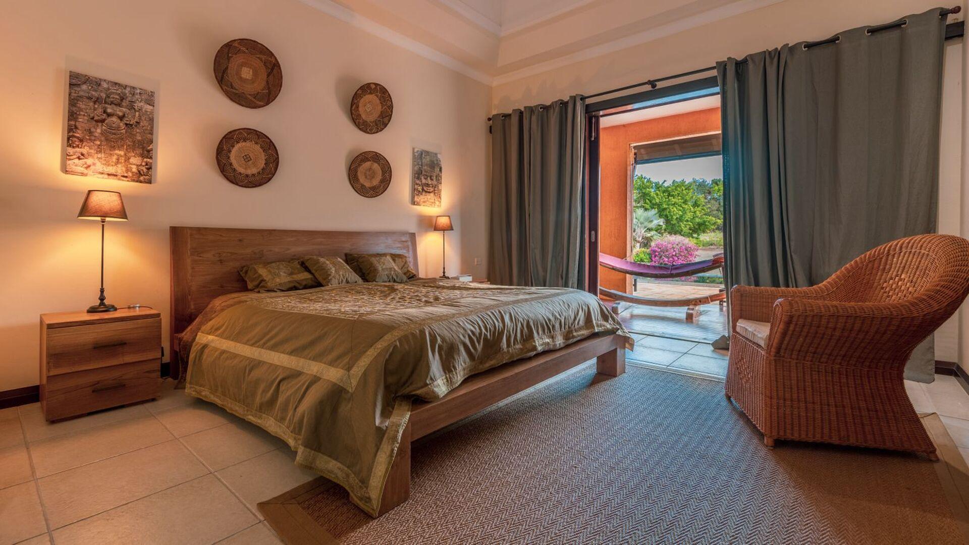 4 Bedroom Other's Image 7