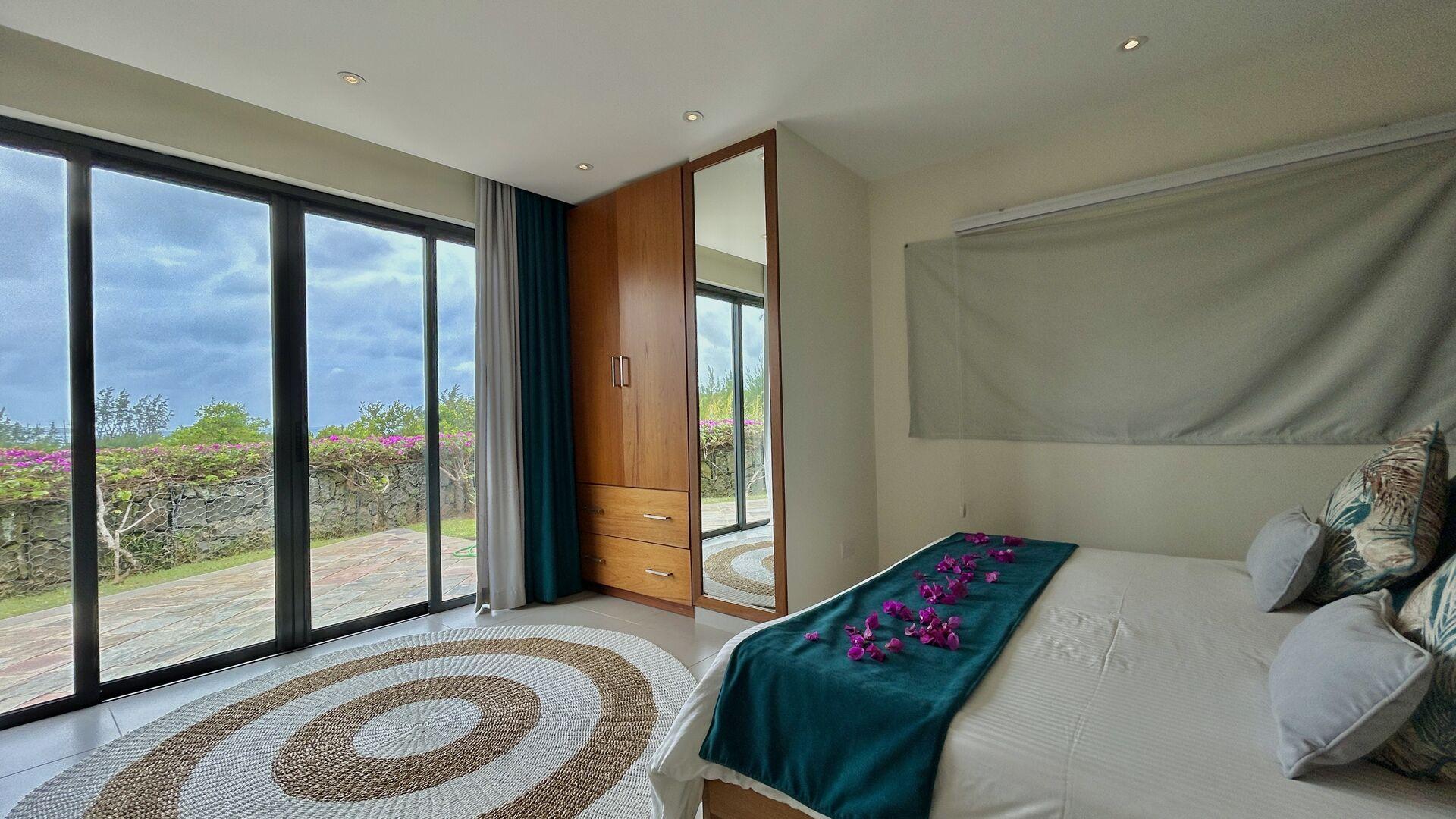 4 Bedroom Other's Image 10