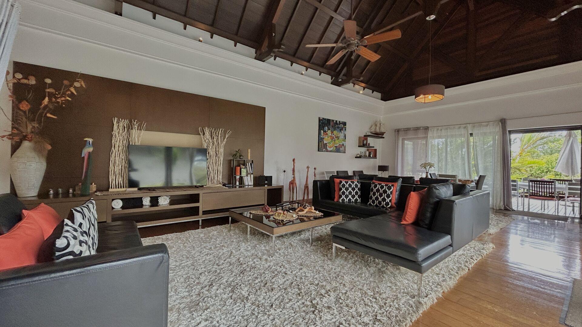 4 Bedrooms Villa in House-Villa (IRS project)