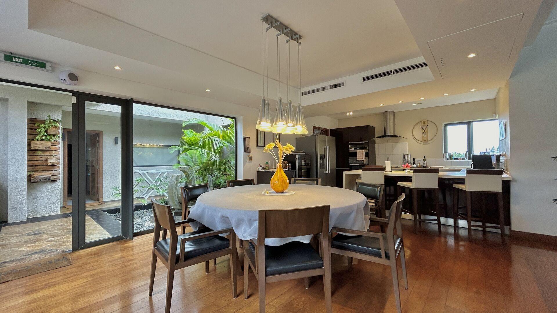 4 Bedrooms Villa in House-Villa (IRS project)