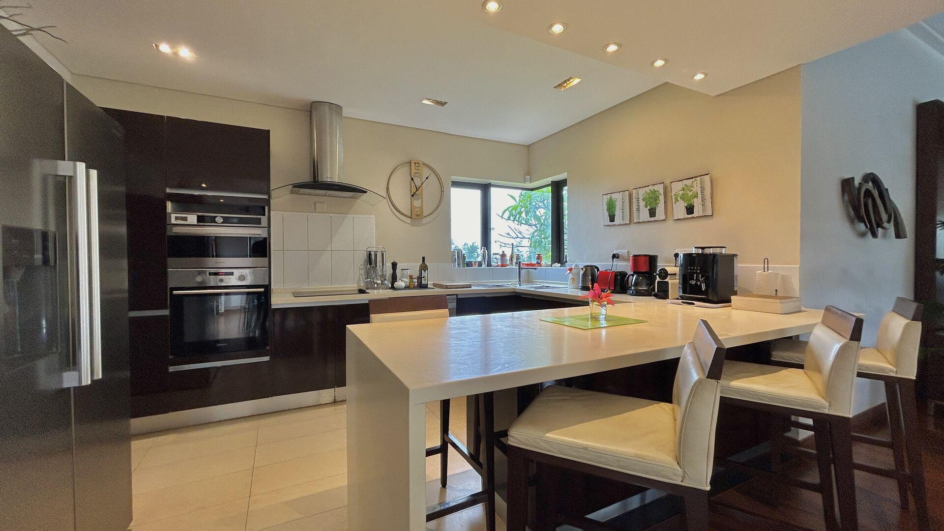 4 Bedrooms Villa in House-Villa (IRS project)