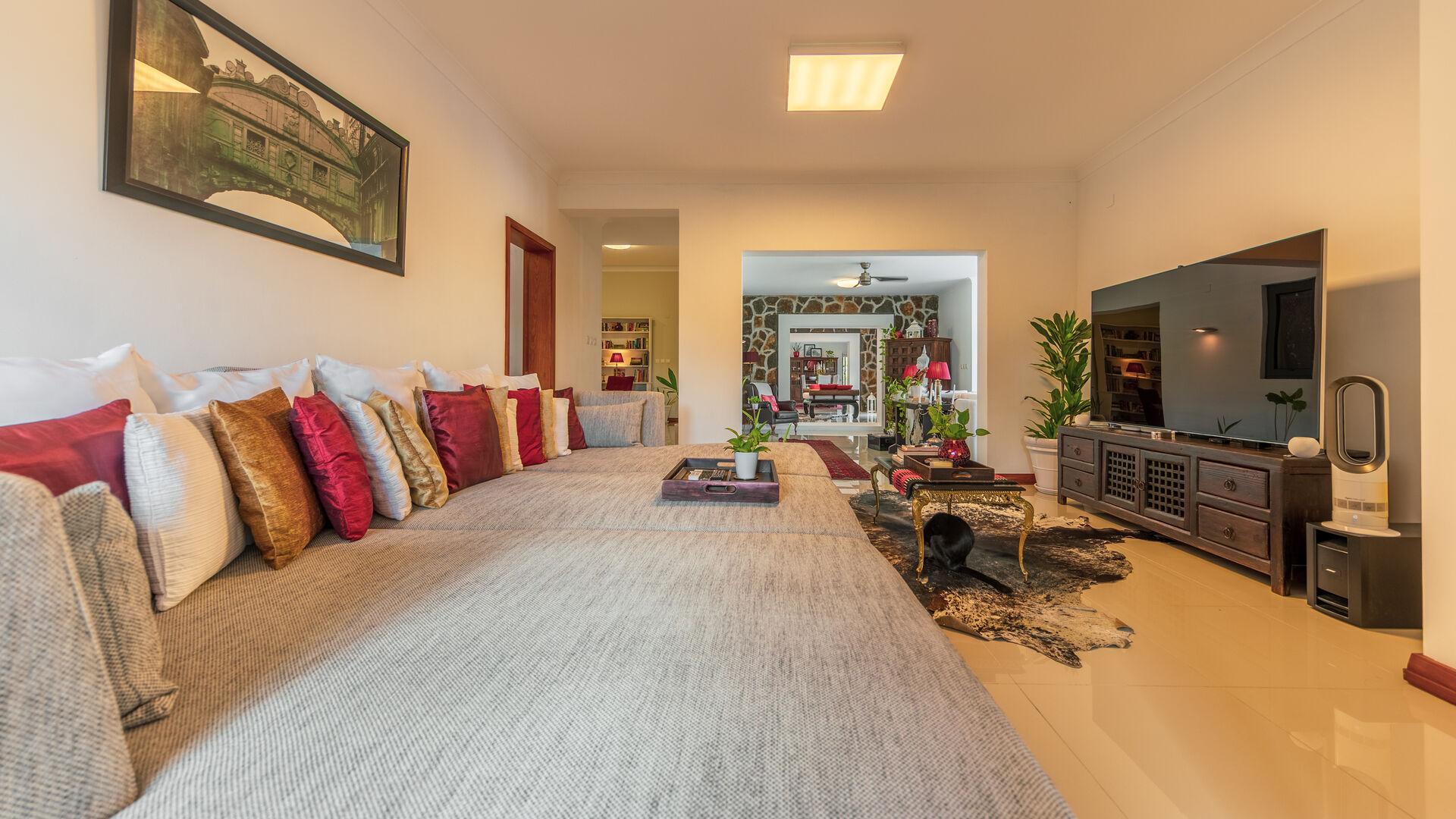 5 Bedroom Other's Image 3