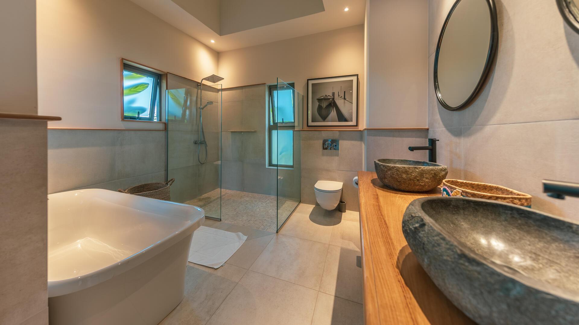 3 Bedroom Other's Image 9