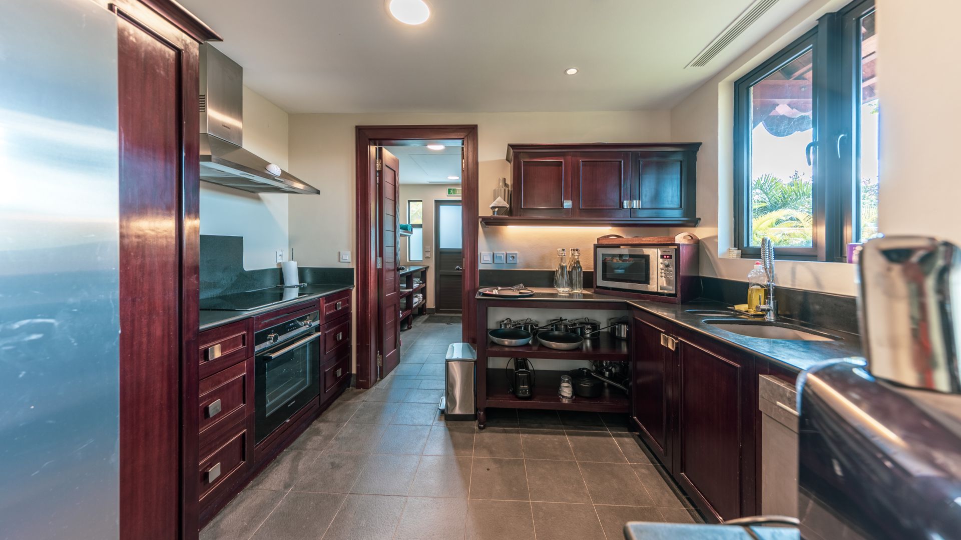 2 Bedroom Other's Image 4