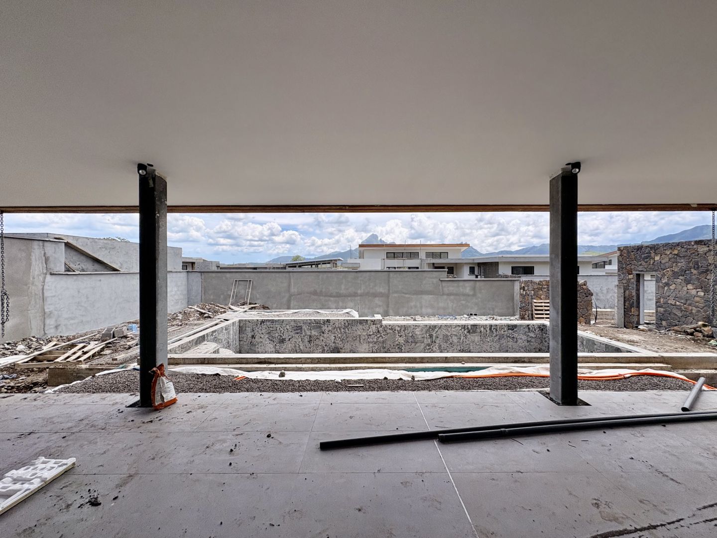 4 Bedroom Other's Image 3