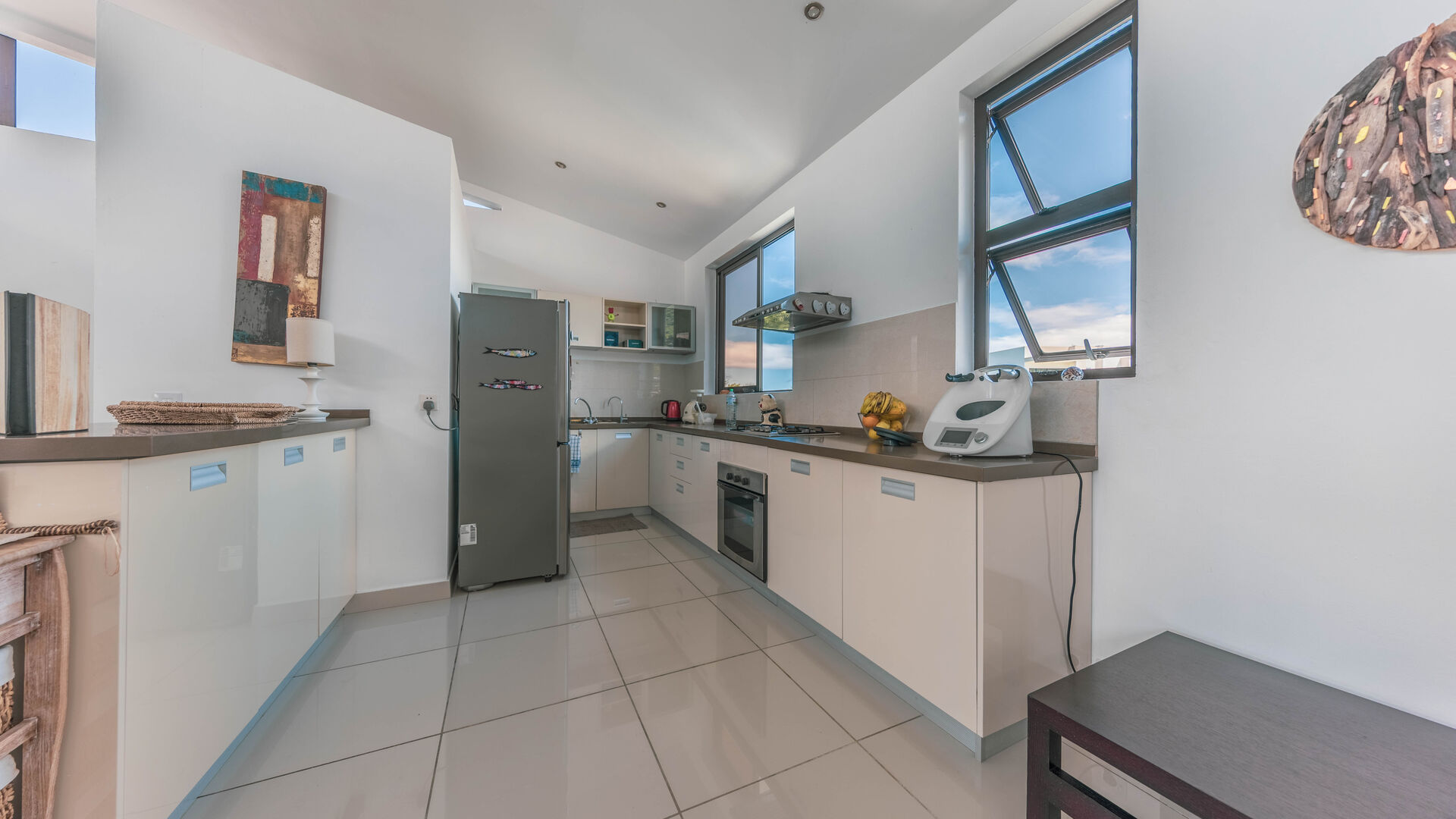 4 Bedroom Other's Image 9