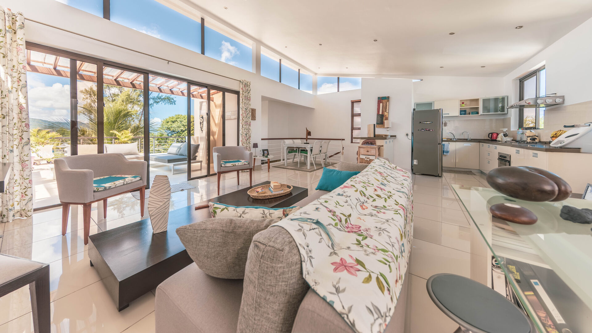 4 Bedroom Other's Image 6