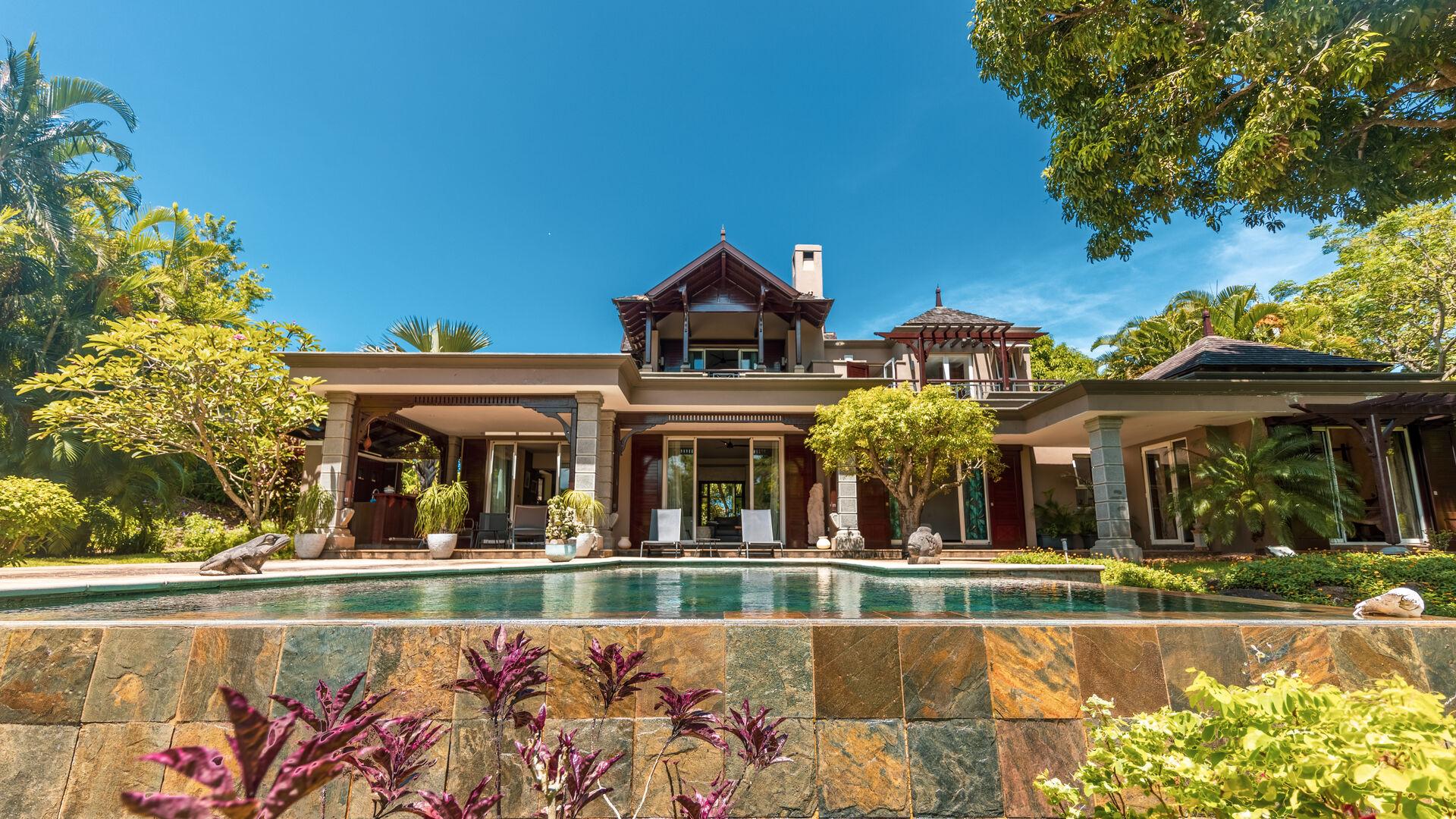 Stunning Villa with Private Pool in the Heart of the Heritage Villas Valriche Golf Estate, Mauritius