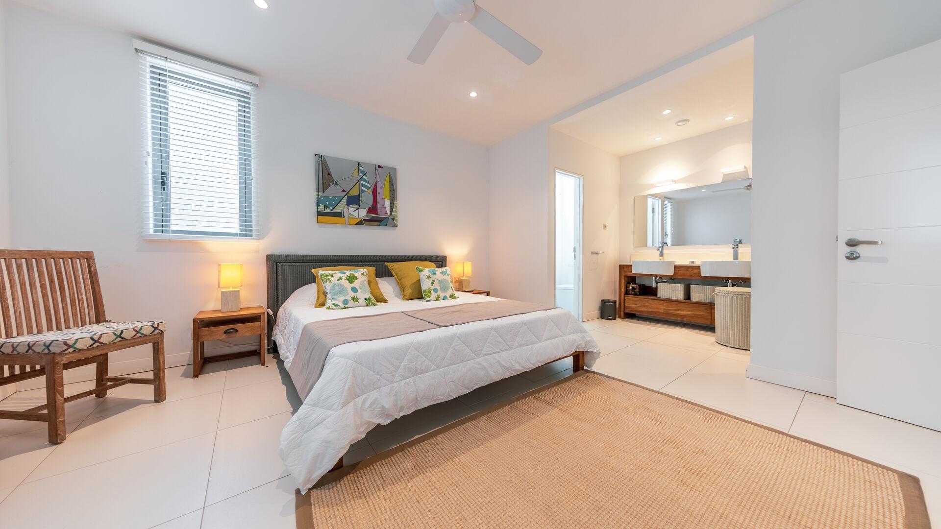 4 Bedroom Other's Image 7