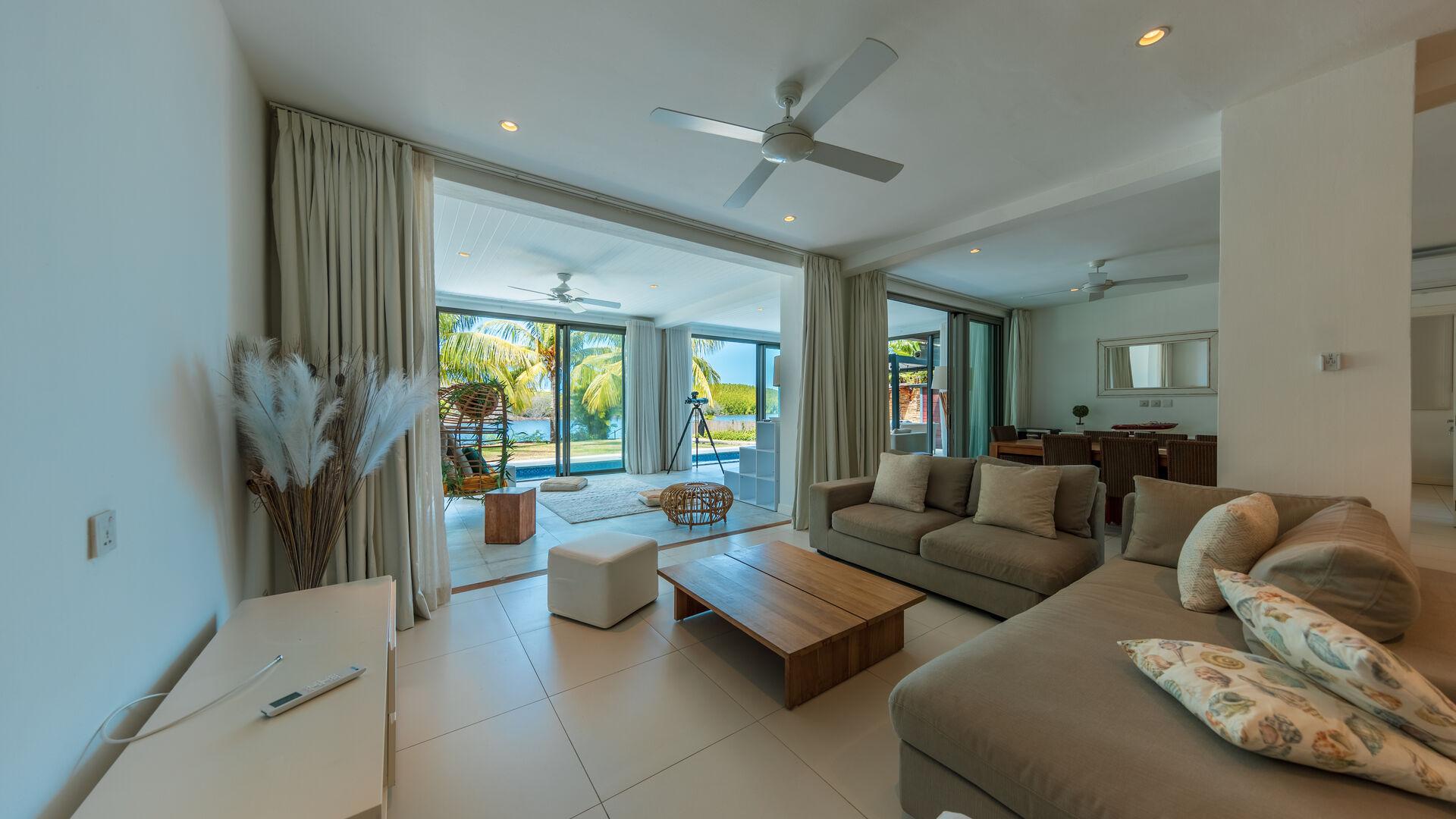 4 Bedrooms Villa in Apt RES Resort