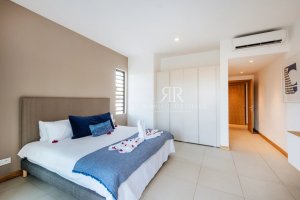 Elegant 3 bedroom, 3 bathroom apartment in Grand Gaube