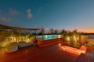 Un penthouse proche des plages et des commerces