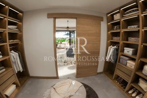 Exclusive Address: Apartment with Three Bedrooms, Three Bathrooms and Private Outdoor Space