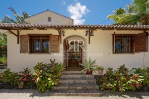 Mauriciens exclusivement: Villa à calodyne 