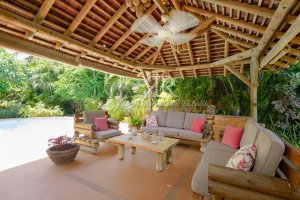 Mauriciens exclusivement: Villa à calodyne 