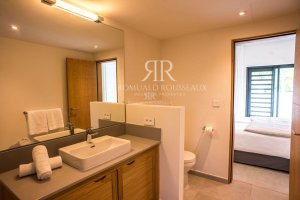 margueryvillasSuperiorbeachbathroom