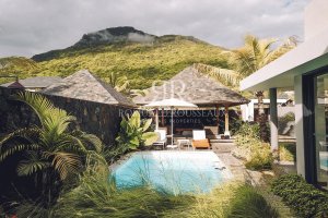 margueryvillassuperiorviewpiscine
