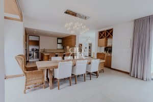 Villa 76