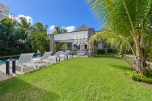 Sublime Villa Contemporaine de 4 chambres, 369 m² – Péreybère
