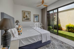 Low res2463