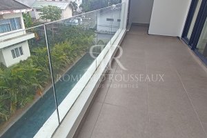 balcony 2