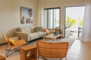 2LaMivoieA6Riverside