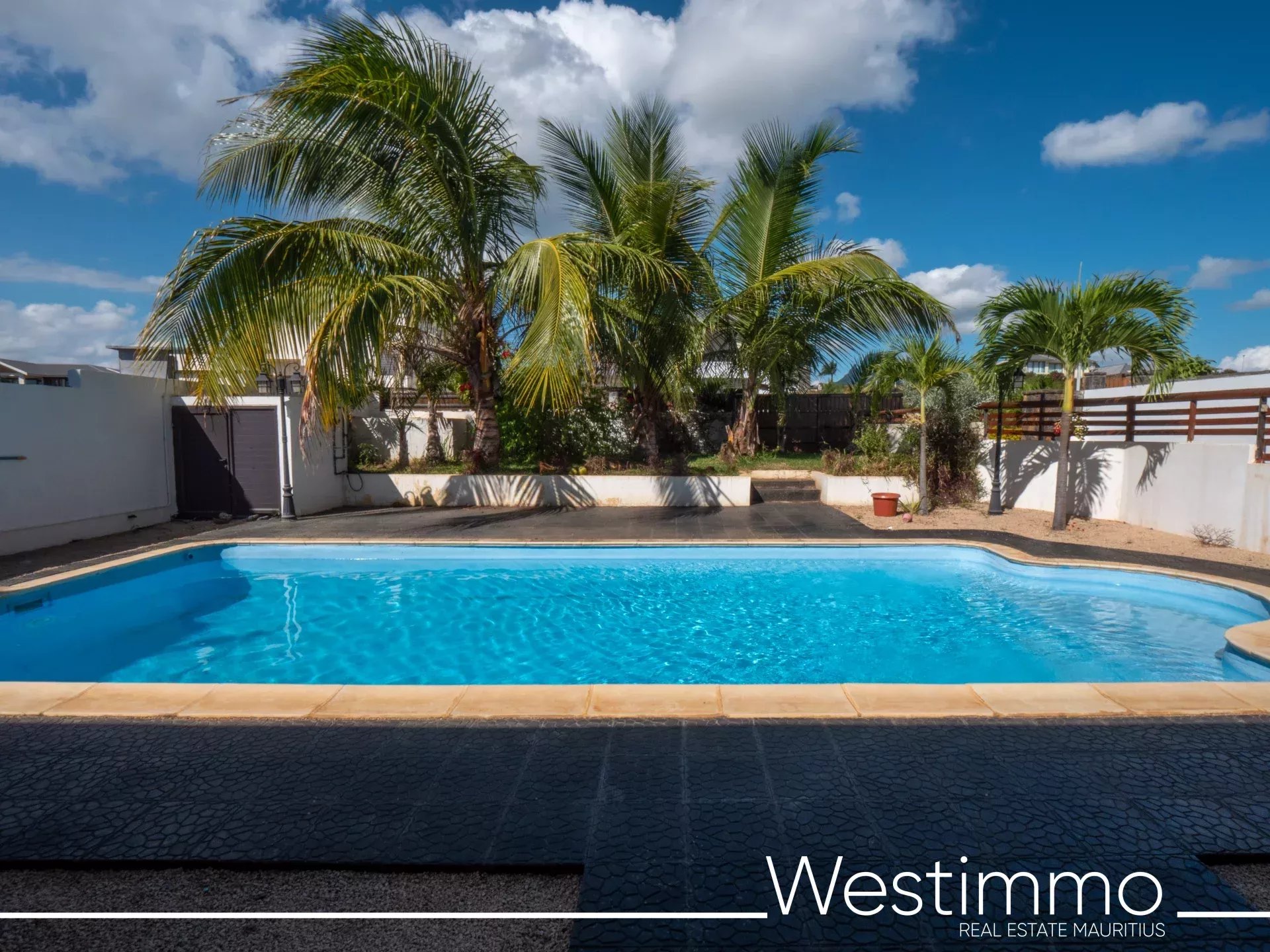 Maison 4 chambres avec cinéma et piscine à louer long terme à Flic en Flac, île Maurice – Flic en Flac – 15
