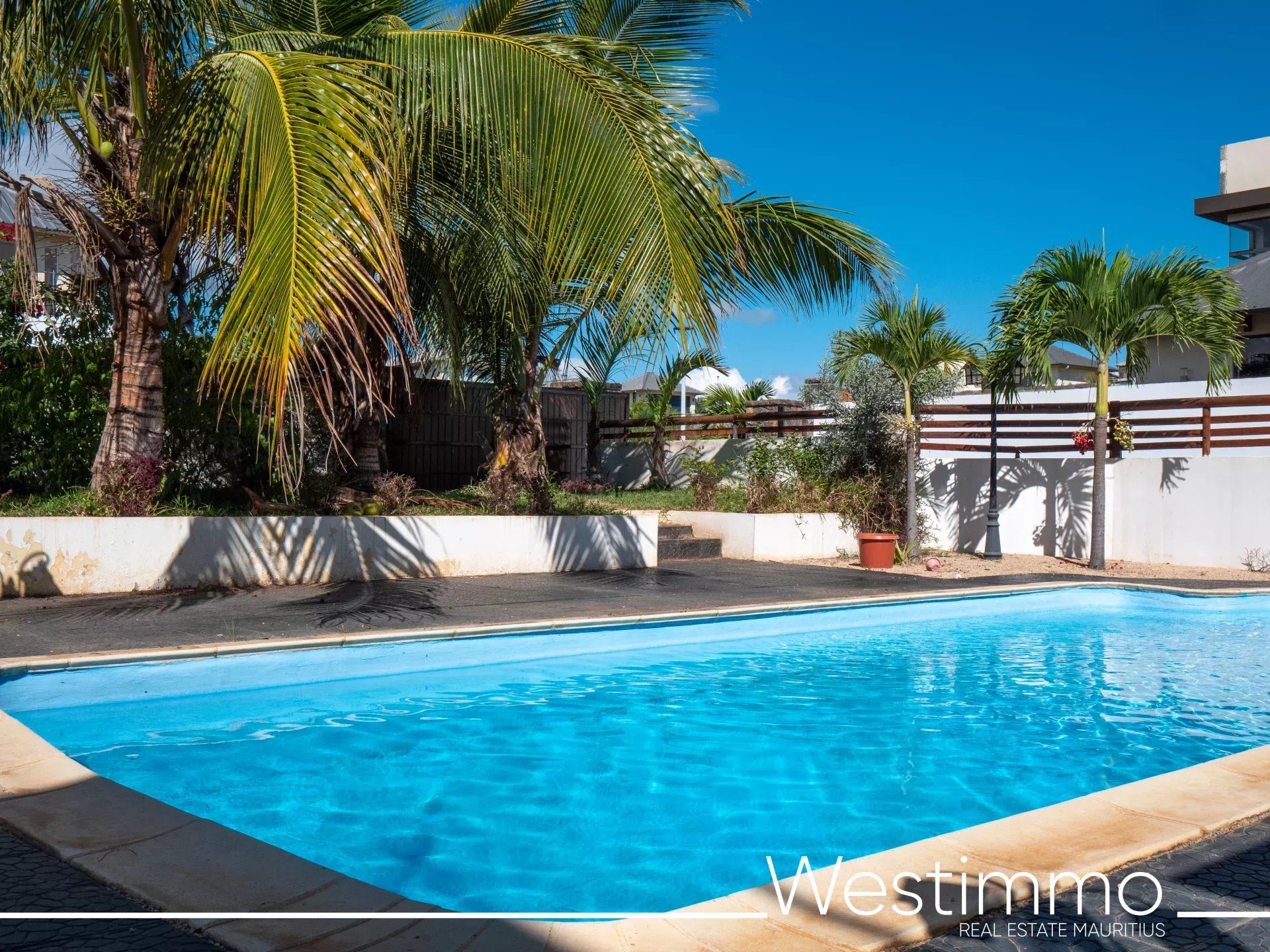 Maison 4 chambres avec cinéma et piscine à louer long terme à Flic en Flac, île Maurice – Flic en Flac – 16