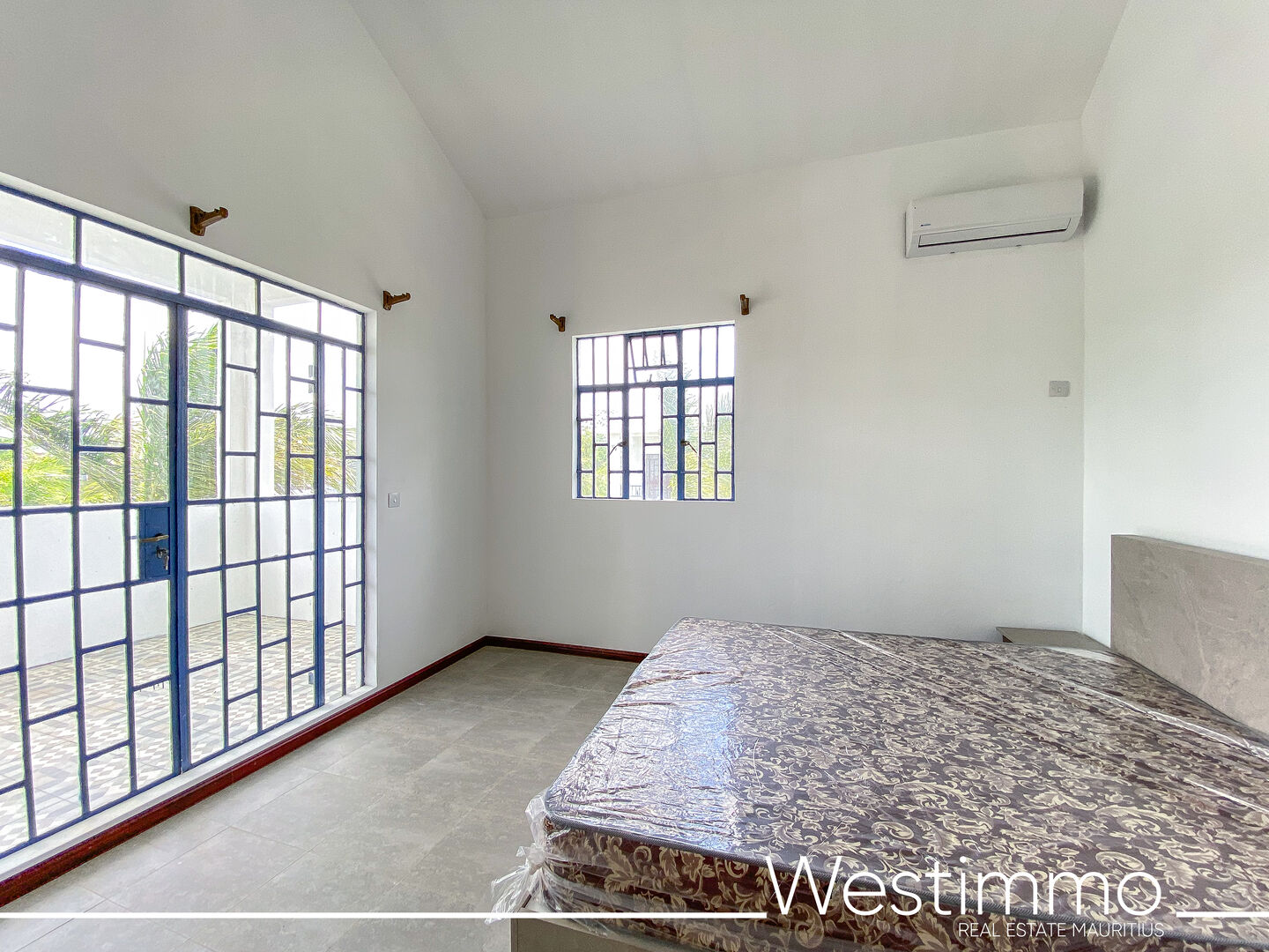 pereyberevillaaloueravecpiscineetjardin15