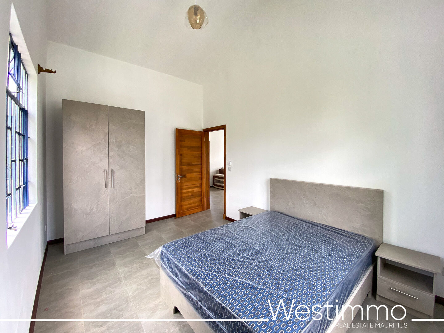 pereyberevillaaloueravecpiscineetjardin14