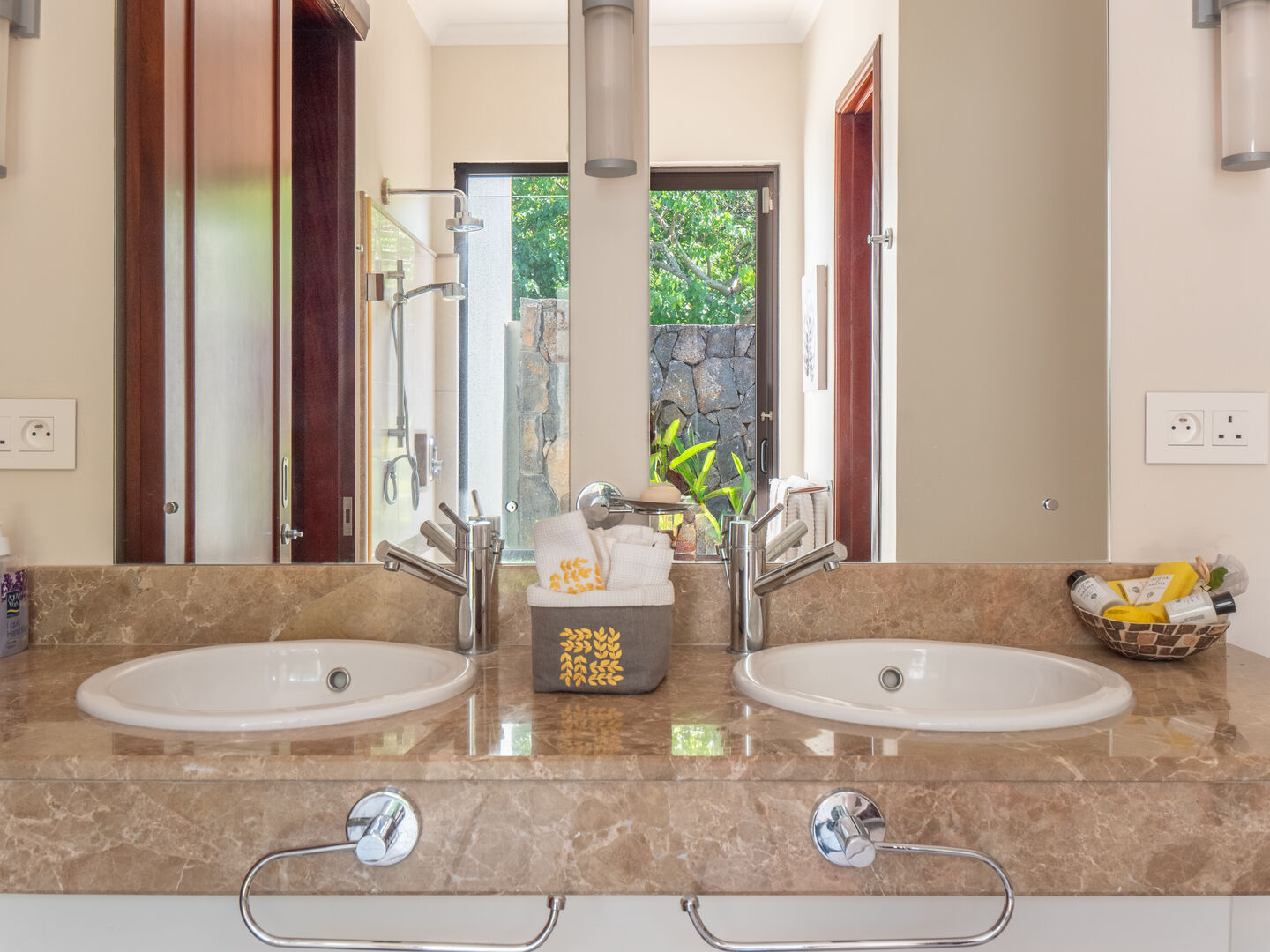 villa de luxe a louer long terme tamarin golf113